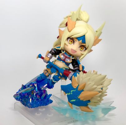 粘土人 #1407-DX 怪物猎人世界：冰原 女猎人 雷狼龙阿尔法 Ver. DX