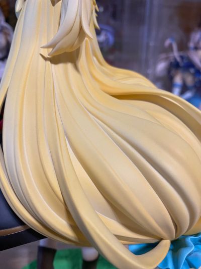 打了300年的史莱姆，不知不觉就练到了满级 亚梓莎