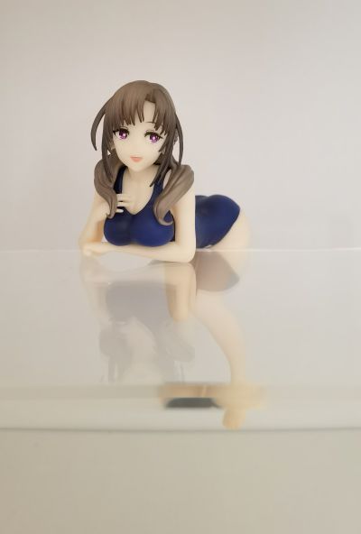 压泡面手办 普通攻击是全体二连击，这样的妈妈你喜欢吗? 大好真真子