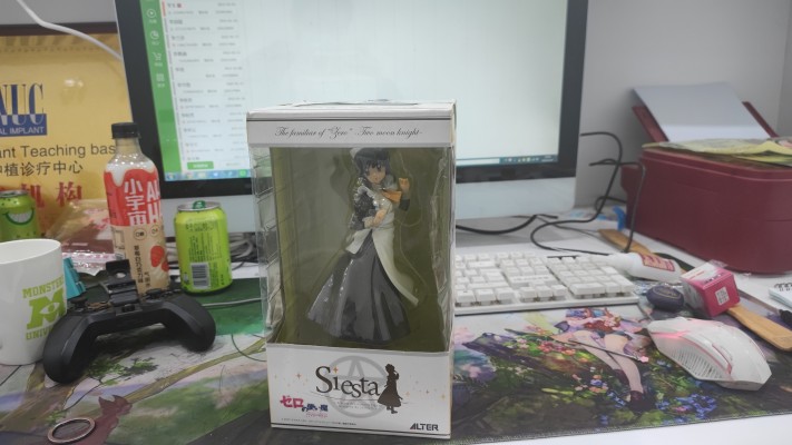 零之使魔 三美姬的轮舞 露易丝 制服