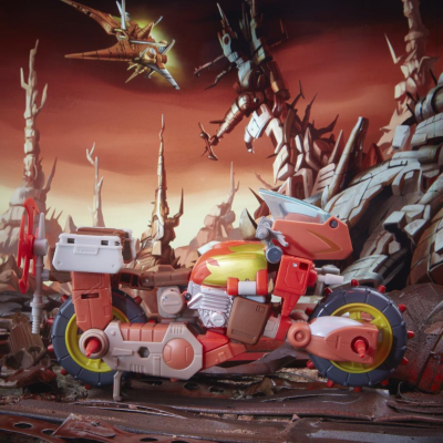 变形金刚玩具 经典电影系列 86-09 航行家级 变形金刚大电影  营救车