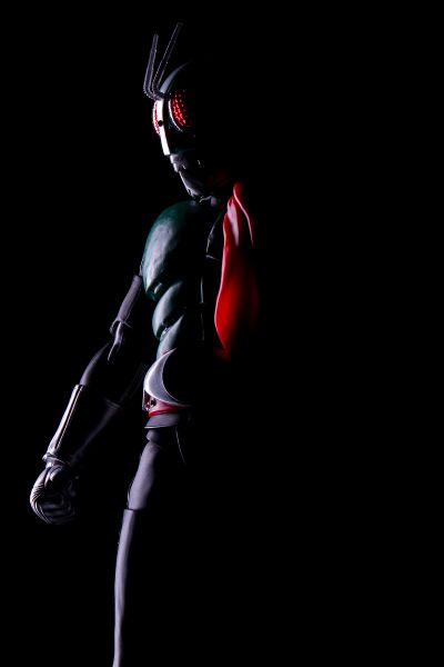 S.H.Figuarts(真骨雕制法) 假面骑士 假面骑士新1号 假面骑士50周年纪念版