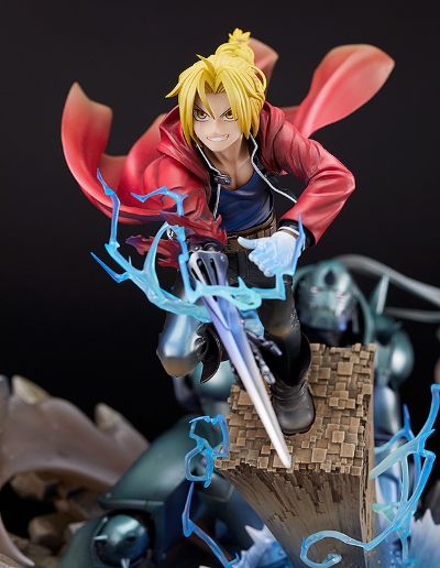 钢之炼金术士 FULLMETAL ALCHEMIST  爱德华·艾尔利克 与 阿尔芬斯·艾尔利克