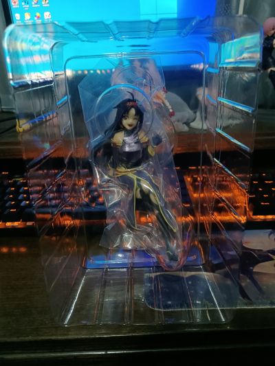 压泡面手办 刀剑神域 第二季 有纪