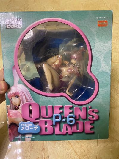 女王之刃P-6 千変刺客 梅洛娜