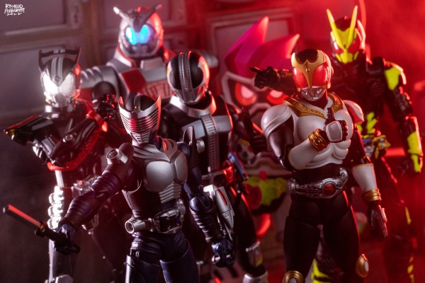 S.H.Figuarts  假面骑士龙骑 (空白体)