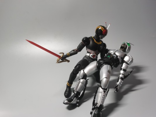 S.H.Figuarts (真骨雕制法)  影月