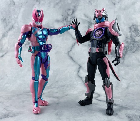 S.H.Figuarts  假面骑士维斯 暴龙基因