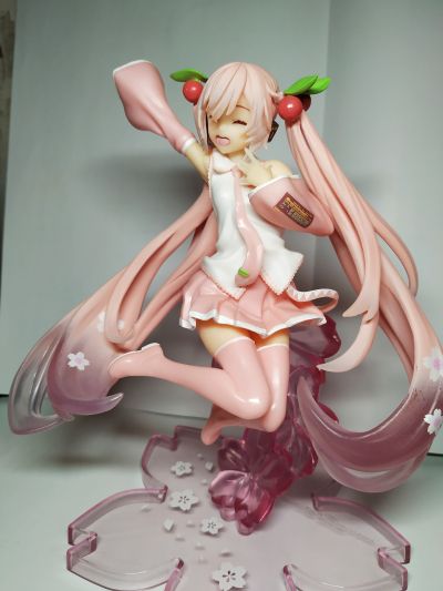 TAITO赏主店 VOCALOID 初音未来 樱花未来 跃动粉