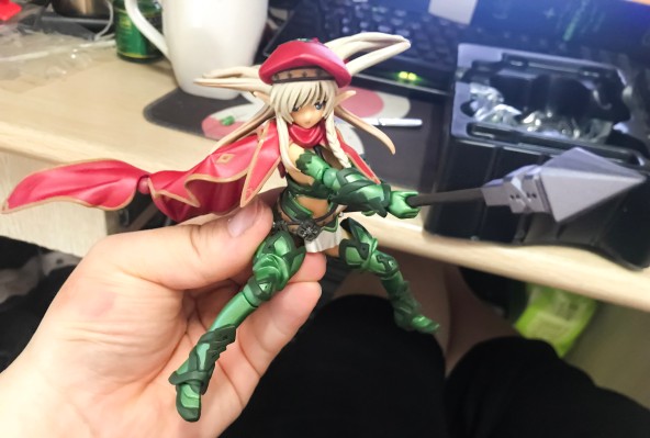 转轮科技传世系列 LR-019 战斗教官艾琳