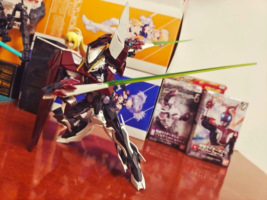 HGBD:R  高达创形者：再起   帝王异端重锻二型