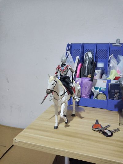 figma#490b 马 2.0版 (白色)