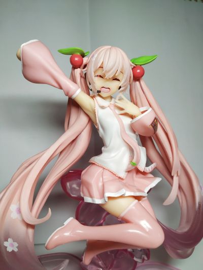 TAITO赏主店 初音未来系列 樱花未来 跃动