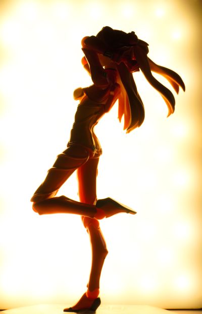 figma#084 新世纪福音战士新剧场版：破 式波・明日香・兰格雷 测试用战斗服ver.