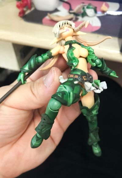 转轮科技传世系列 LR-019 战斗教官艾琳