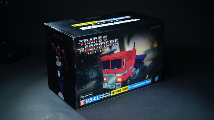 全自动变形机器人 变形金刚 擎天柱 旗舰版