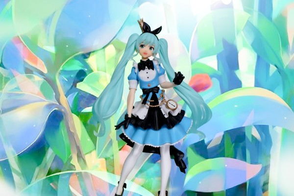 艺术家杰作  初音未来 爱丽丝公主