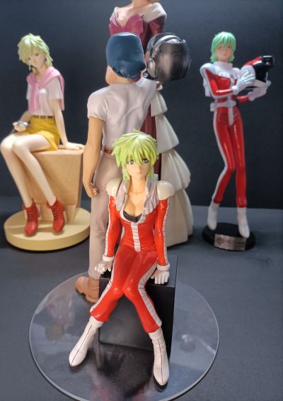 机动战士高达 第08MS小队 爱娜・萨哈琳 