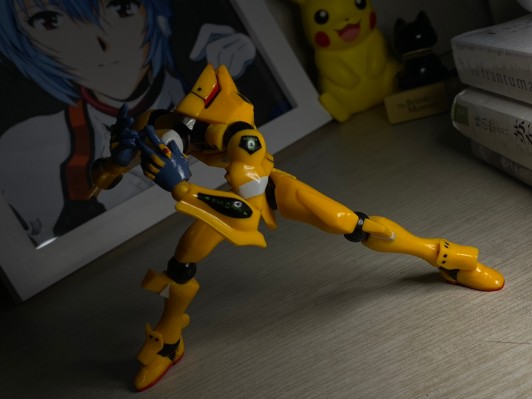 REVOLTECH No.005 EVA零号机（黄） （国内流通版）