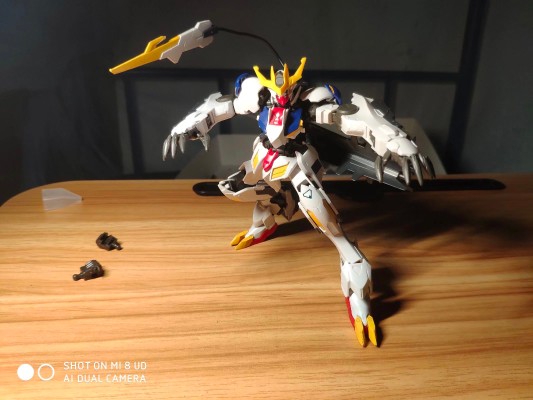 HG 1/144 巴巴托斯高达天狼座帝王形态