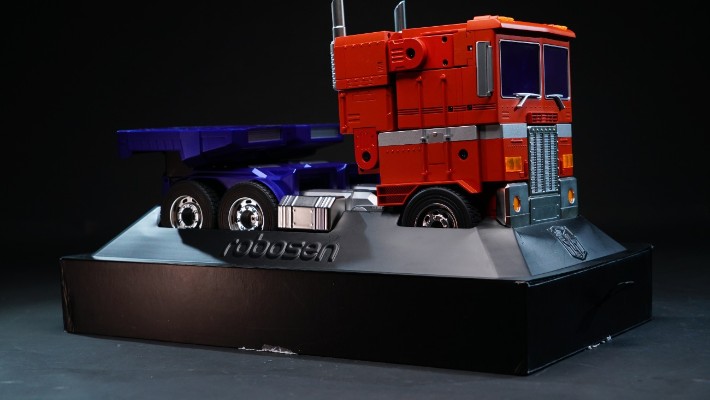 全自动变形机器人 变形金刚 擎天柱 旗舰版