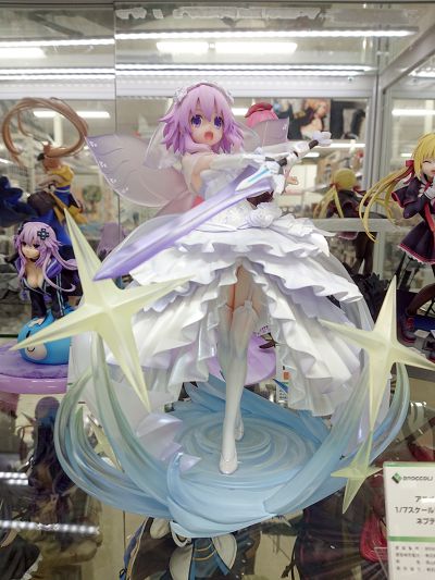 超次元游戏海王星  涅普迪努 小紫