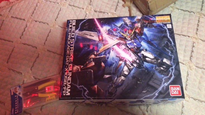 MG 1/100 机动战士高达UC RX-0 独角兽高达2号机 报丧女妖