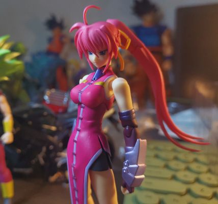figma 魔法少女奈叶StrikerS シグナム 騎士服ver.