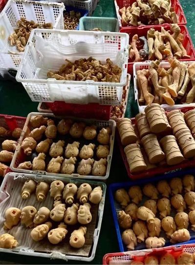 MMVP-01 梵蓓娜（设计师：STANLEY “ARTGERM” LAU）