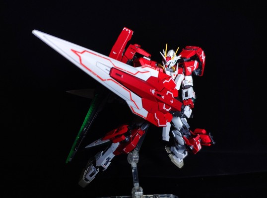 RG 机动战士高达00V GN-0000/7S 七剑型00高达