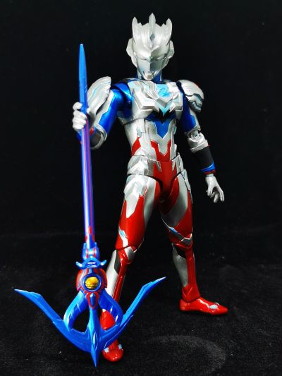 S.H.Figuarts   泽塔奥特曼 阿尔法装甲 特别配色版