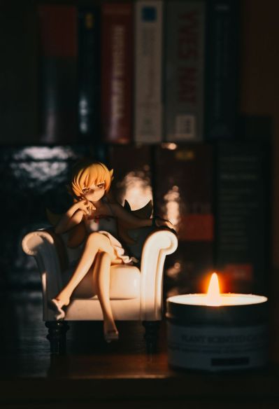 〈物语〉系列 忍野忍 沙发手办