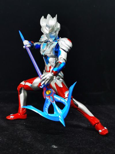 S.H.Figuarts   泽塔奥特曼 阿尔法装甲 特别配色版