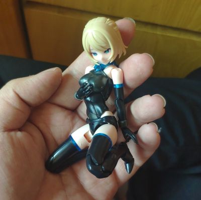 女神装置 弹丸骑士 驱魔人 寡妇