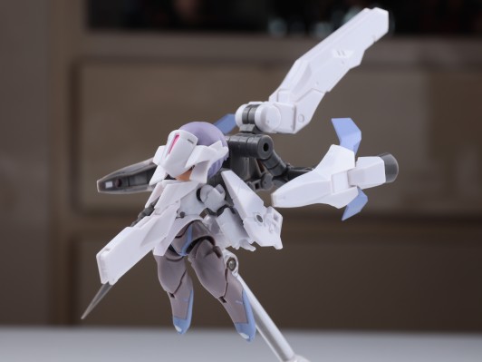 桌面军队 F-606s FREA 系列