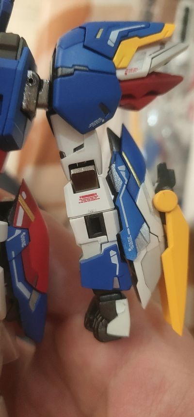 G.F.F.M.C. 新机动战记高达W 无尽的华尔兹 飞翼高达 早期配色版