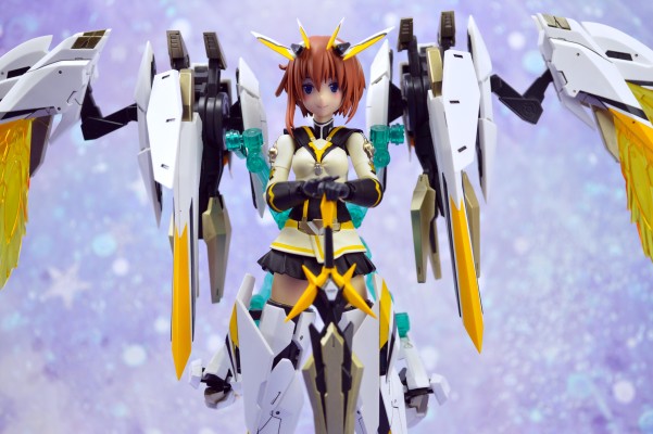 女神装置  机甲爱丽丝 金潟直美​