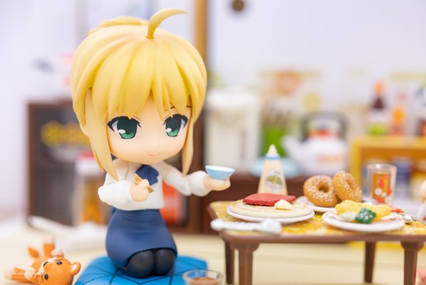 粘土人 #225 命运之夜 骑士 /  阿尔托莉雅·潘德拉贡 《粘土人完全文件》附赠版