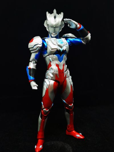 S.H.Figuarts   泽塔奥特曼 阿尔法装甲 特别配色版