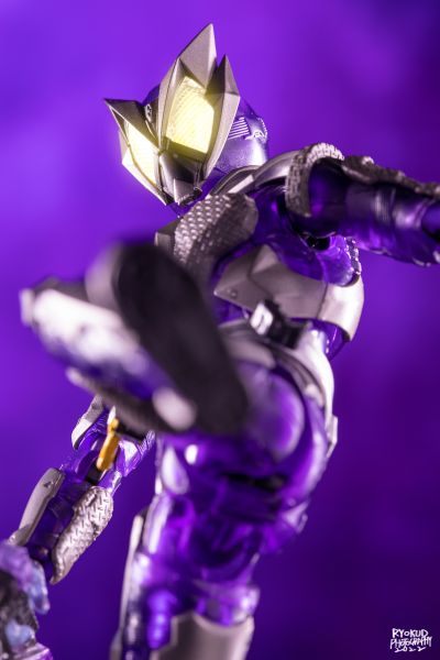 一番赏   S.H.Figuarts 假面骑士 最终大奖 假面骑士灭 蛰刺毒蝎 透明紫