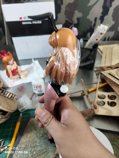 凉宫春日的忧郁 朝比奈实玖榴 
Banīgāru
兔女郎 黑色Ver. 