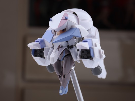 桌面军队 F-606s FREA 系列