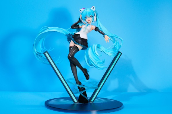 初音未来 猫耳耳机