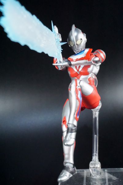 S.H.Figuarts 奥特银河格斗 命运冲突 利布特奥特曼