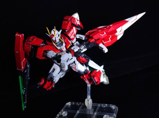 RG 机动战士高达00V GN-0000/7S 七剑型00高达