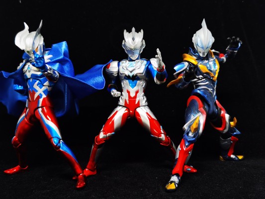 S.H.Figuarts   泽塔奥特曼 阿尔法装甲 特别配色版