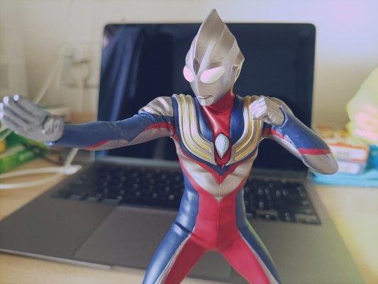 英雄勇像 迪迦奥特曼 白天与黑夜特别款式   夜色版