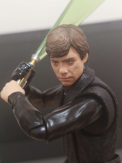 S.H.Figuarts 星球大战：曼达洛人 卢克·天行者