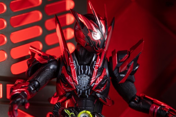 S.H.Figuarts 剧场版 假面骑士零一 真实×时间 假面骑士零一 地狱飞升蝗虫