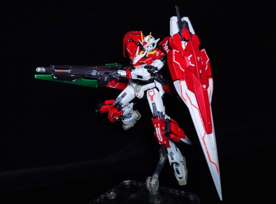 RG 机动战士高达00V GN-0000/7S 七剑型00高达